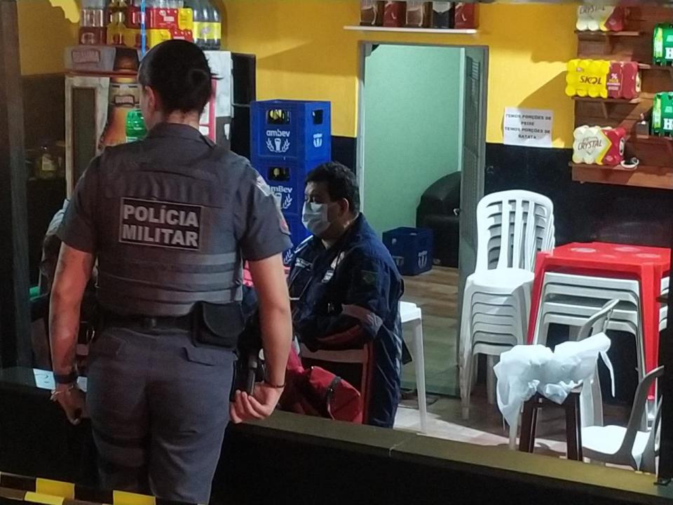 Foto 3 de 7 — Dono de bar é morto a tiros em São Carlos